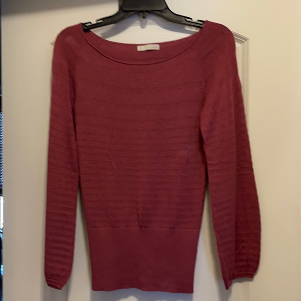 Hinge top